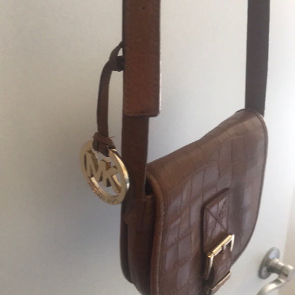 Authentic - Picture 3 of 8